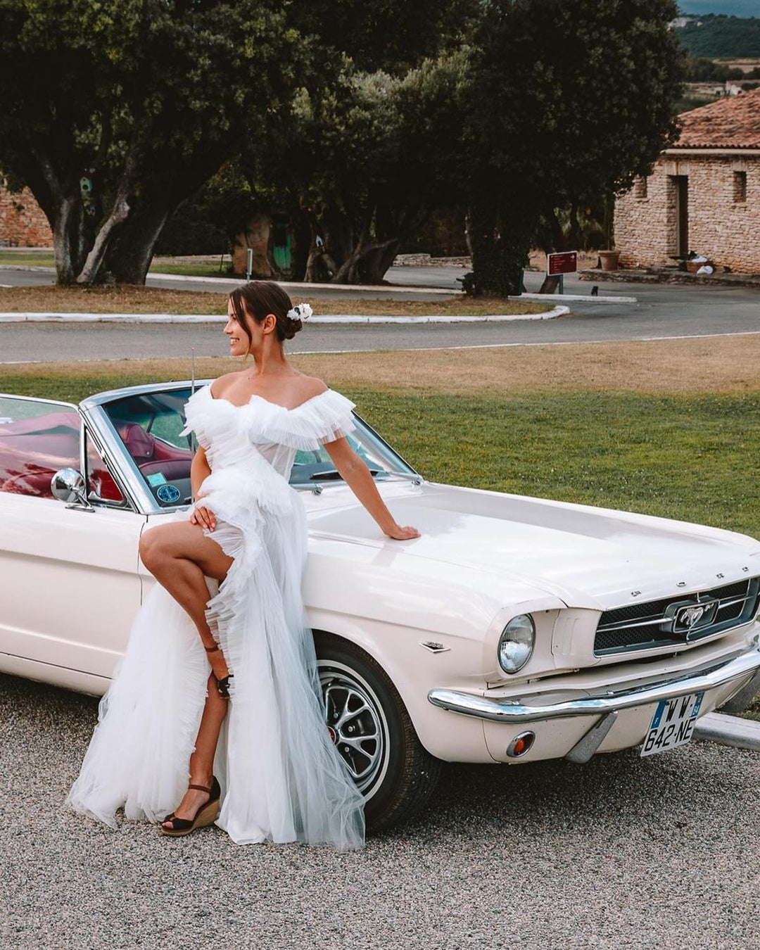 The Most Popular Wedding Dress Silhouettes and How to Choose Yours