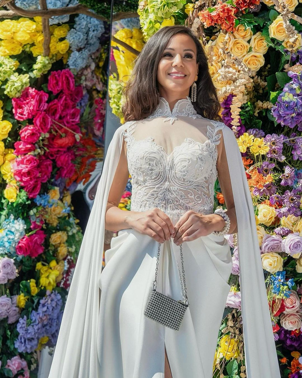 How to Travel with a Formal Dress Without Ruining It