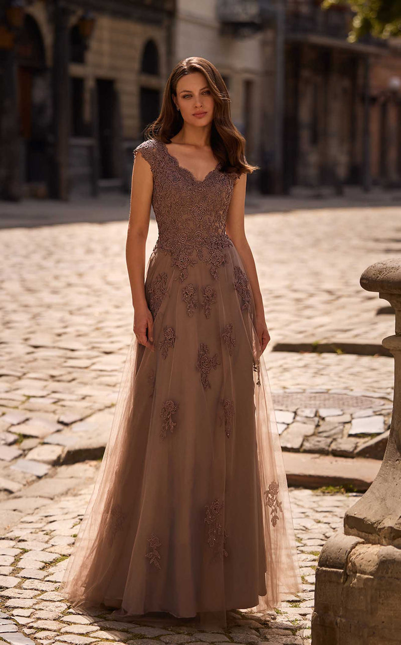 La Femme Womens Embellished Tulle & Lace A-Line Gown 18 Cocoa