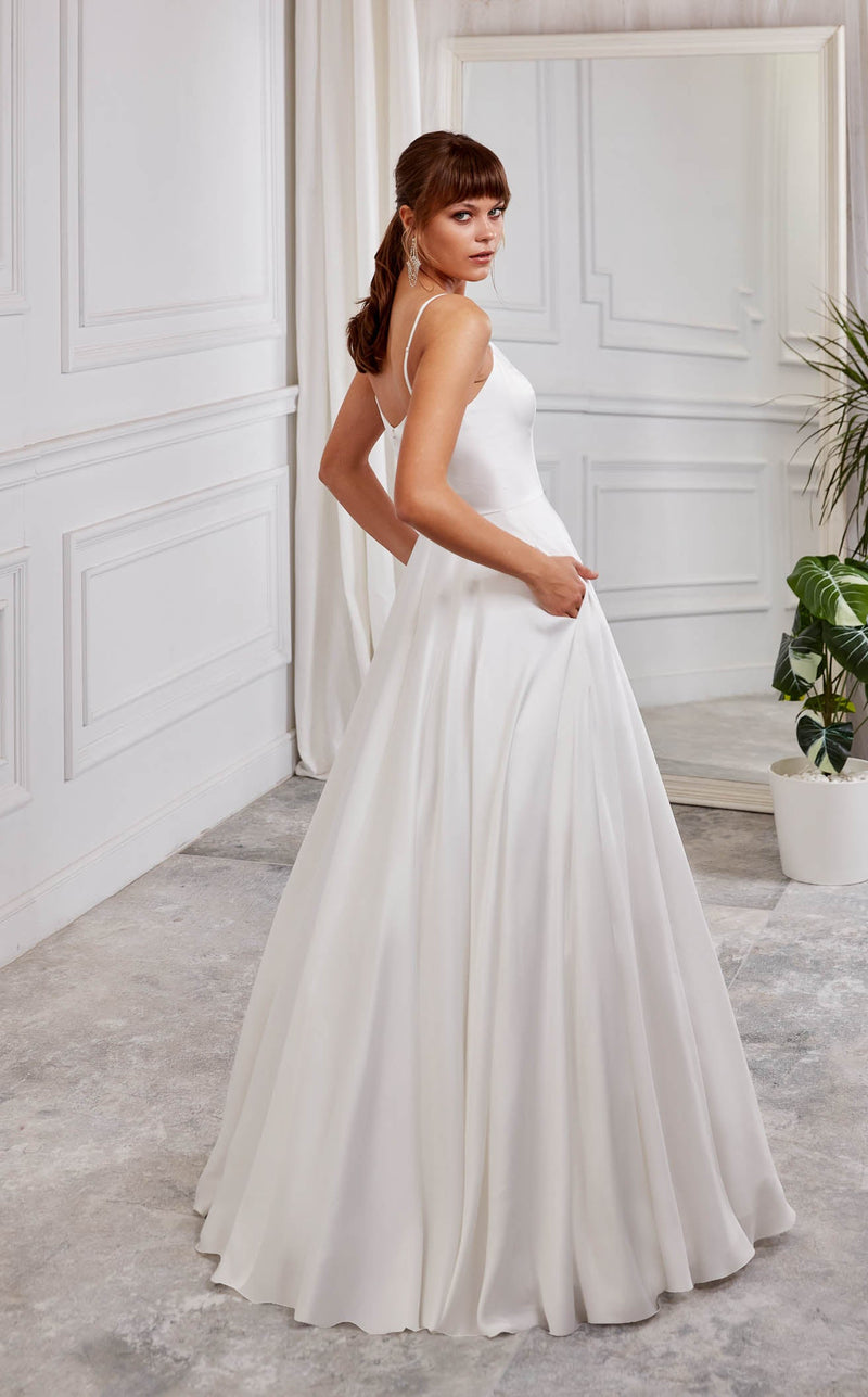 Aerie Couture 2000 Women's Formal Evening & Wedding Guest Dress - Diamond White Aerie Couture 2000 Women's Formal Evening & Wedding Guest Dress - Diamond White