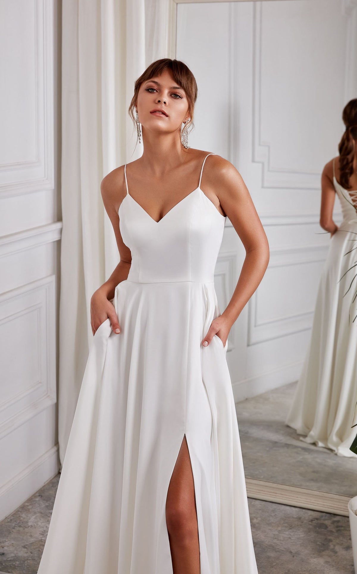 Aerie Couture 2001 Women's Formal Evening & Wedding Guest Dress - Diamond White