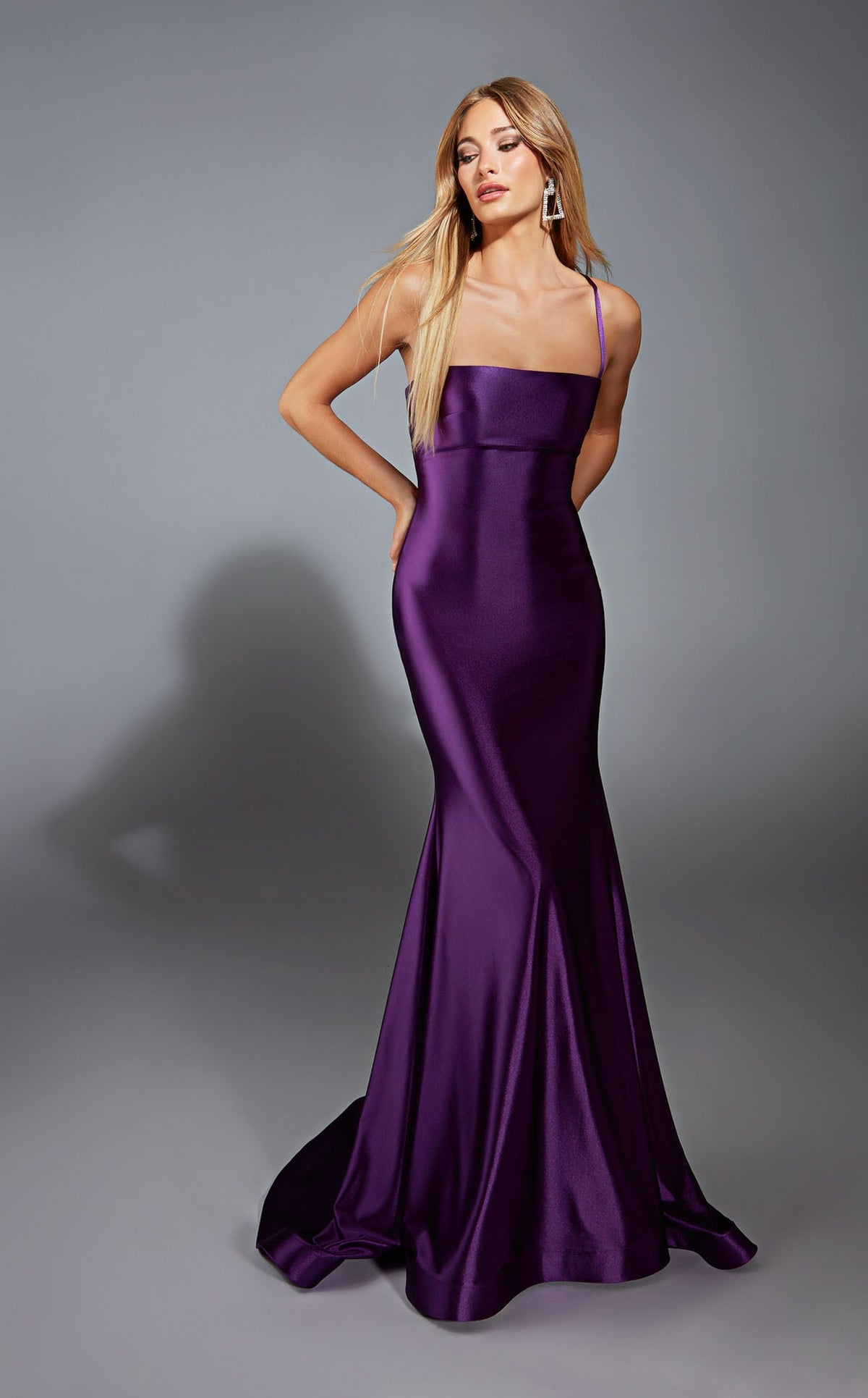 slim fit dress slacks Lace-Up Tight Long Prom Dress with Plunging V-Neckline Cranberry / 18
