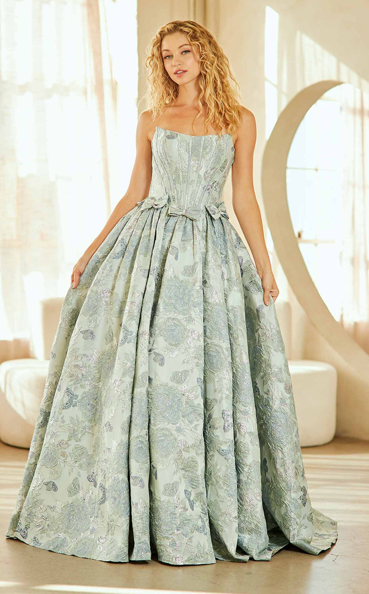 Amelia Couture 8068 Dusty-Mint