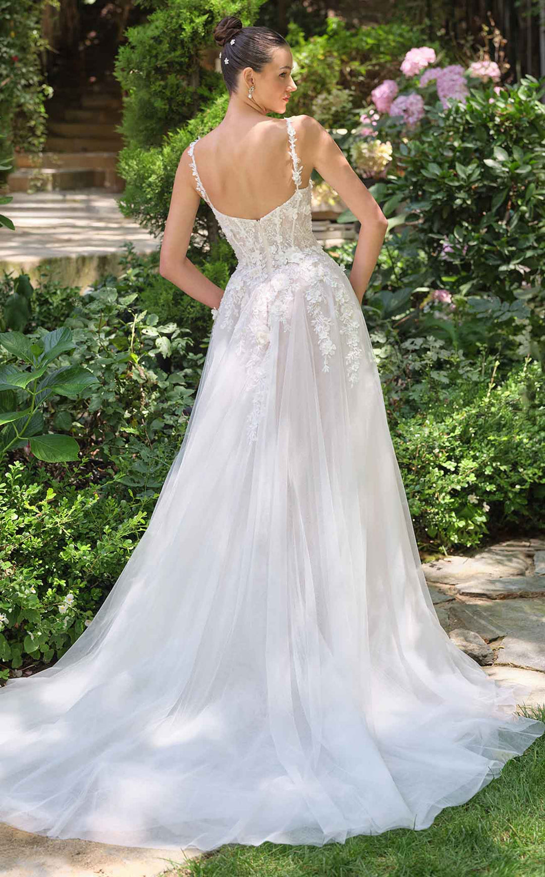 Andrea and Leo WL063 Off White/Nude
