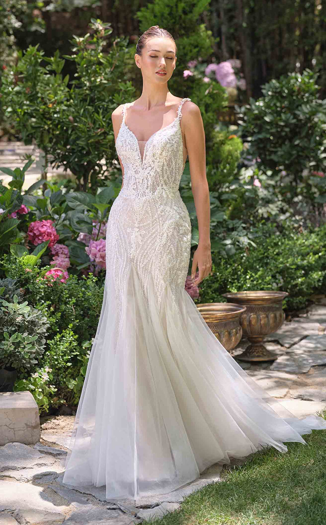 Andrea and Leo WL066 Off White