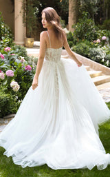 Andrea and Leo WL087 Off White