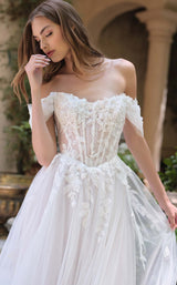 Andrea and Leo WL089 Off White