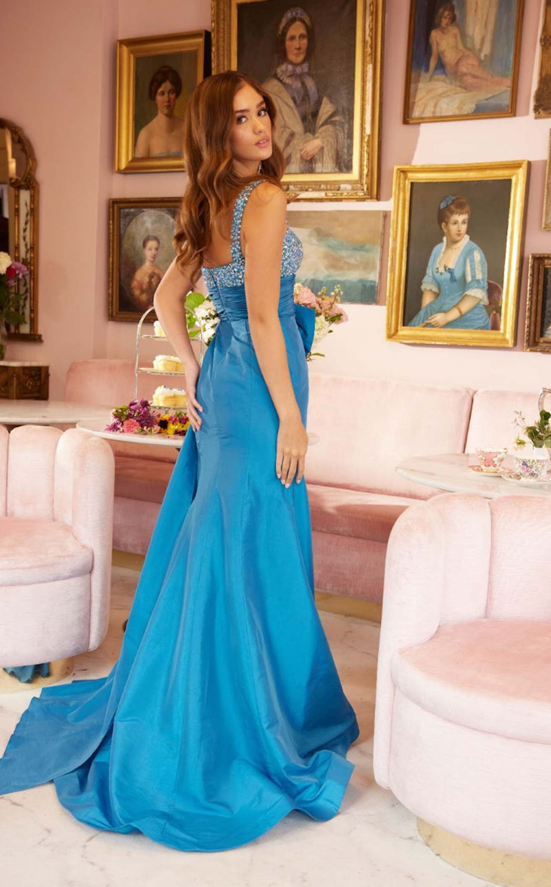 Ava Presley 29268 Peacock