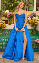 Ava Presley 42314 Royal