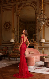 Chic and Holland AR330609 Blood-Red