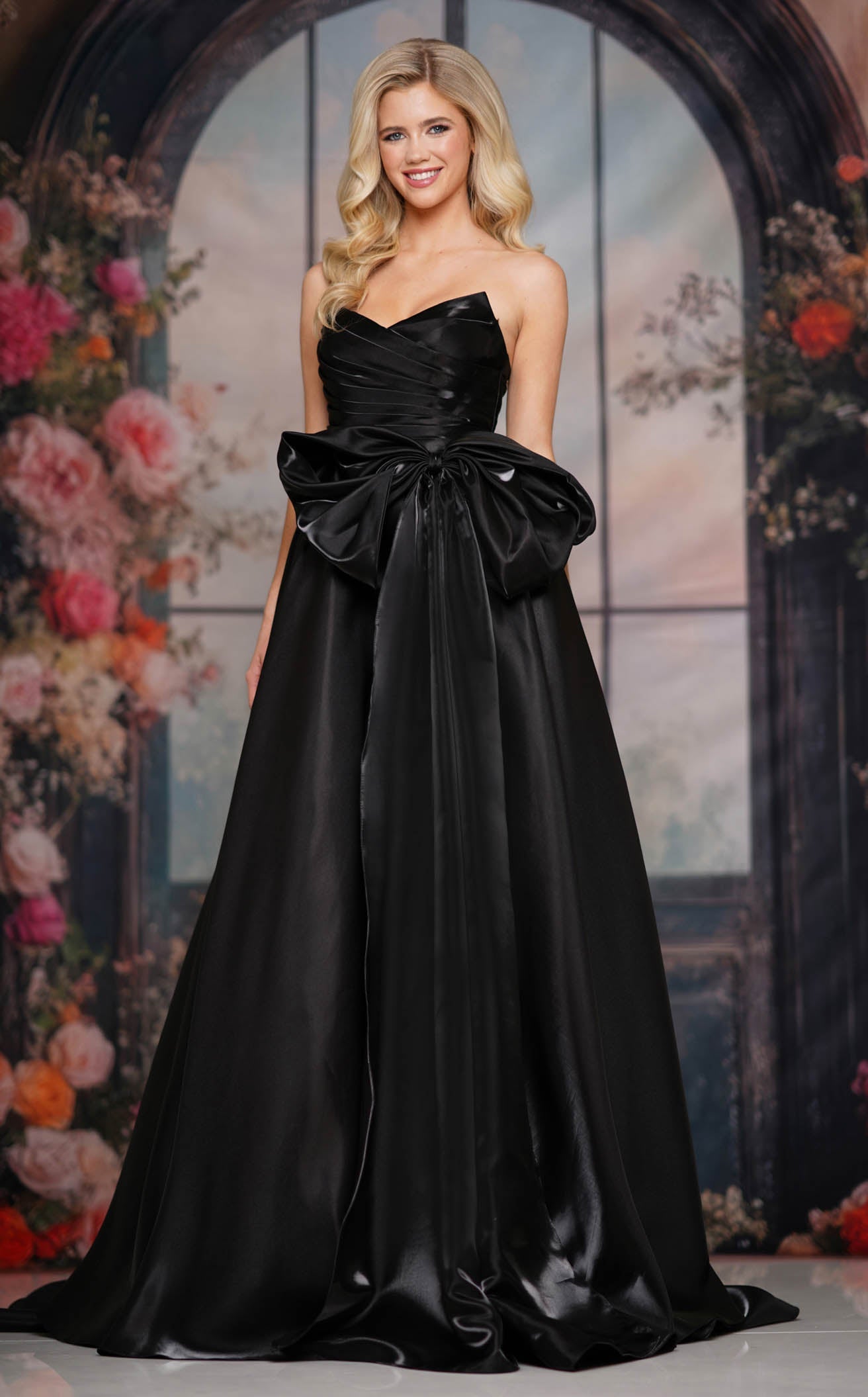 palm beach maxi dress Flutter Sleeve feature_Slim Fit Short Black Sequin Dress Key Features Size:Custom-made (please see order details below)