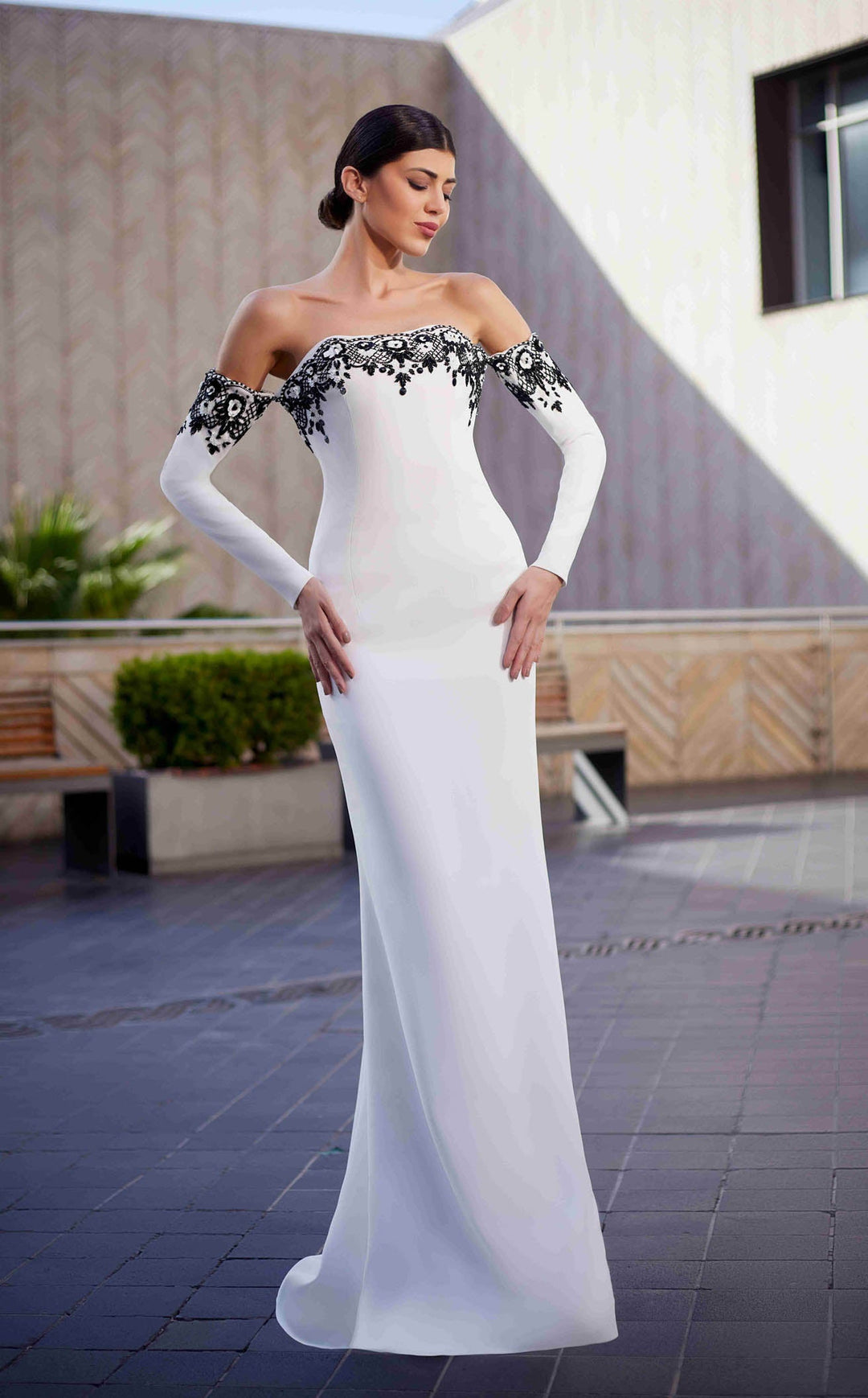 Edward Arsouni Couture 989 Ivory
