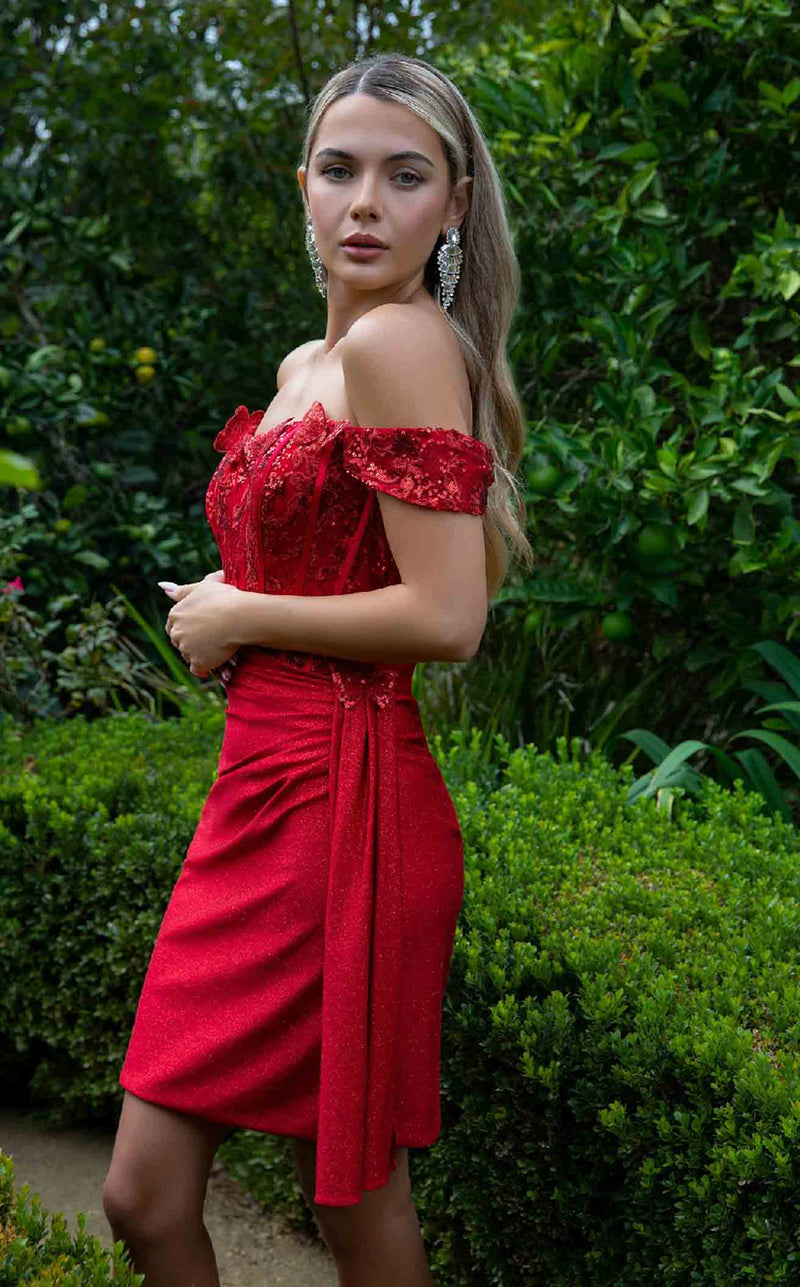 Elizabeth K GS3509 Red