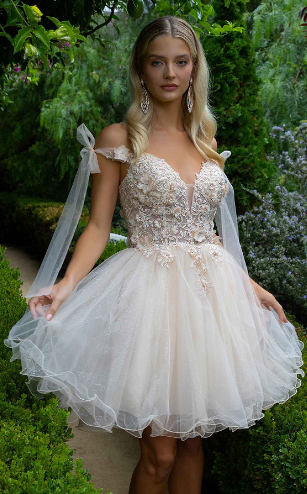 Elizabeth K GS3513 Champagne