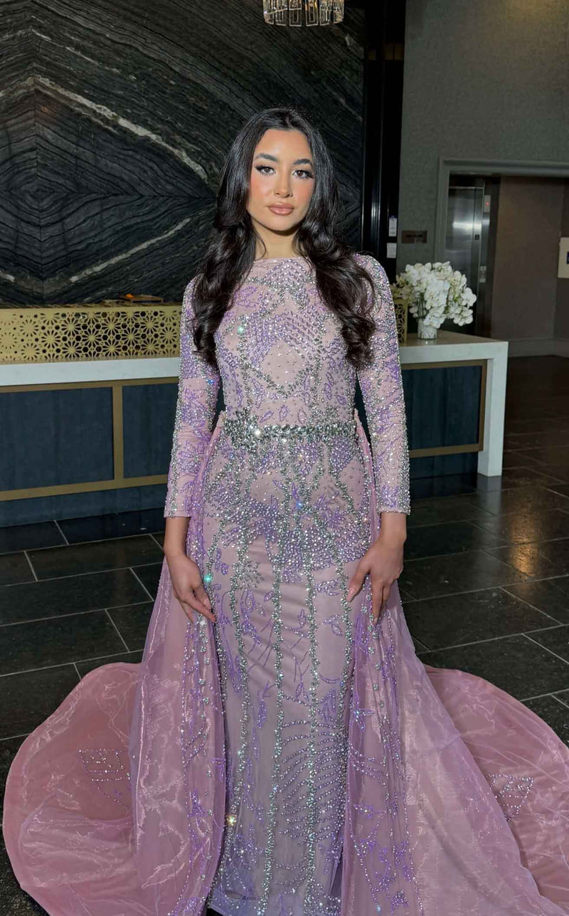 Iyza Belaar Fariza Lilac