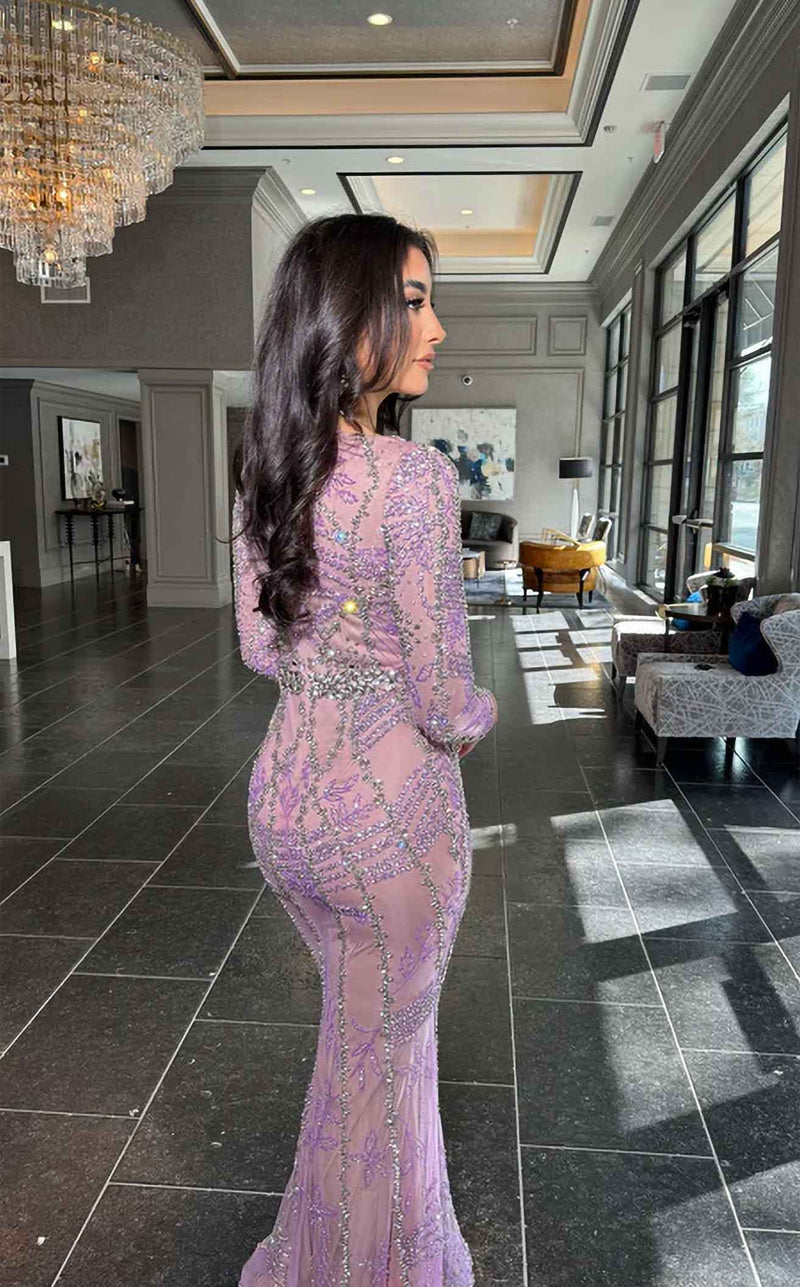 Iyza Belaar Fariza Lilac