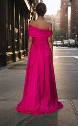 Janique 1145 Raspberry