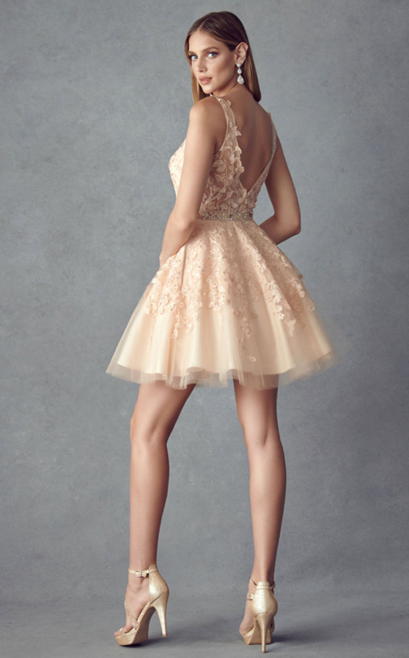 Juliet 826 Champagne