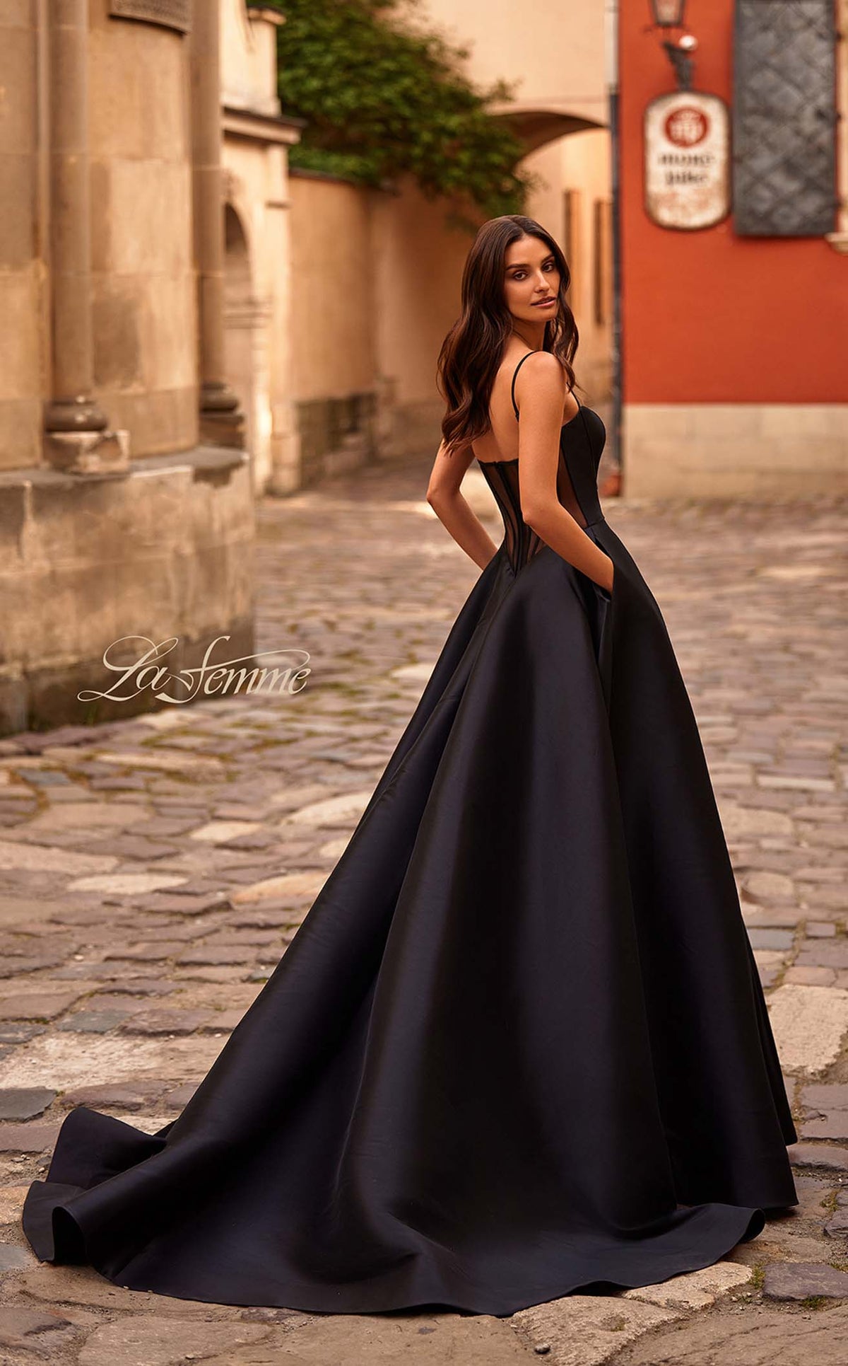 and formal dresses La Femme 32670 Women's Formal Evening & Wedding Guest Dress - Black