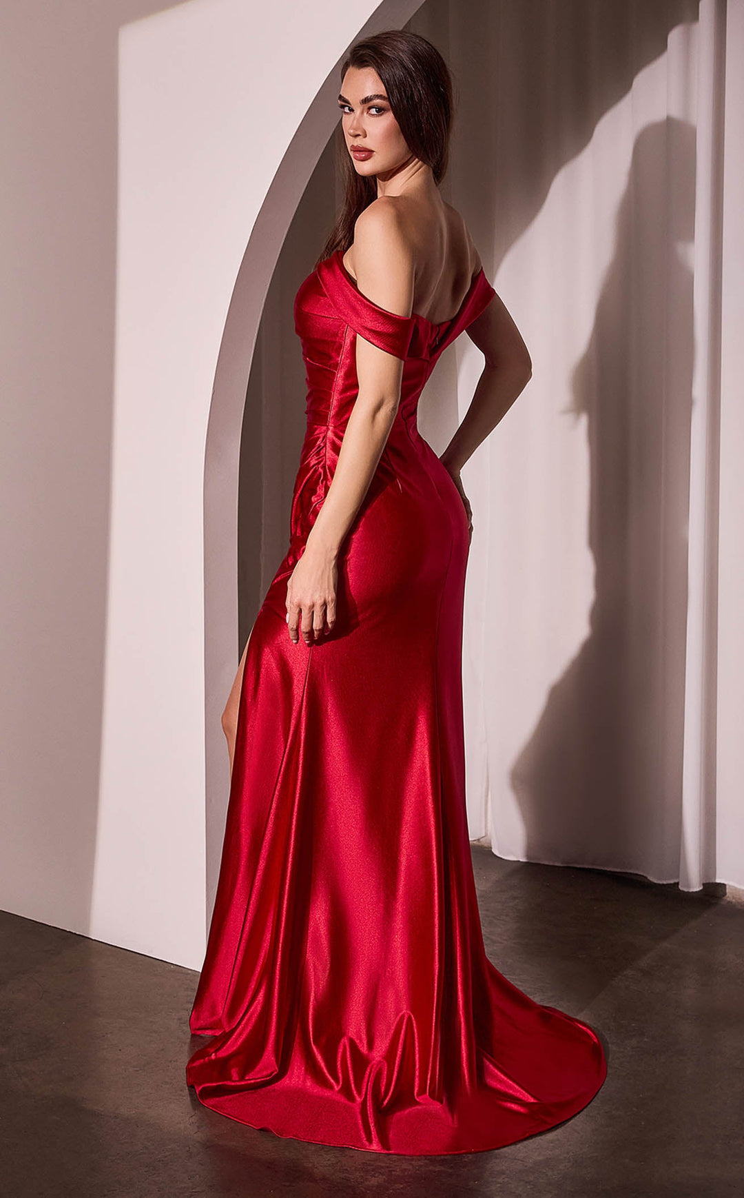 LaDivine J877 Red