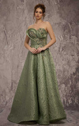 MNM Couture Q3355 Mint