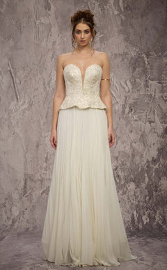 MNM Couture Q7715 Off-White