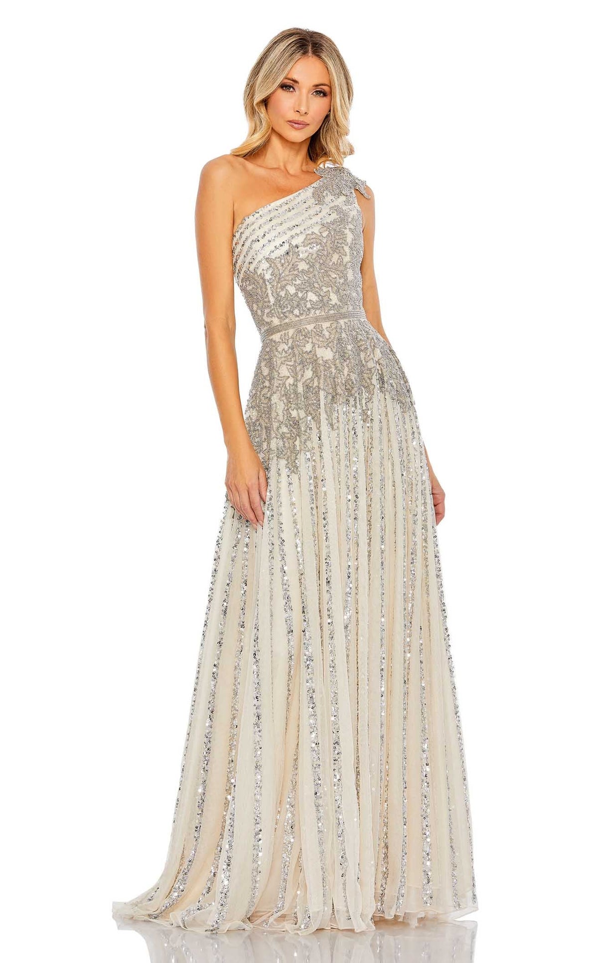 Mac Duggal 5679 Dress | NewYorkDress.com Mac Duggal 5679 Dress | NewYorkDress.com