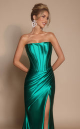 Portia and Scarlett XO071 Emerald