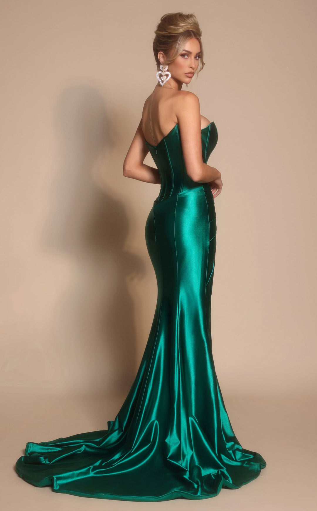 Portia and Scarlett XO071 Emerald