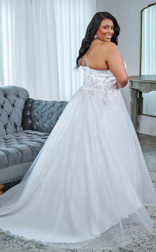 Sydneys Closet SC5345 Ivory/Silver