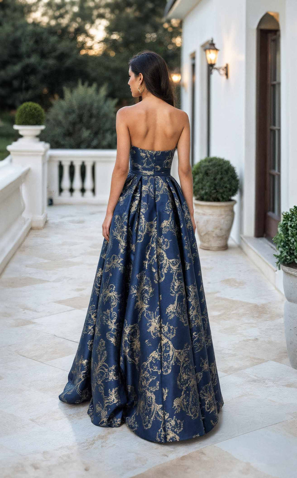 Terani 261e6266 Midnight Gold
