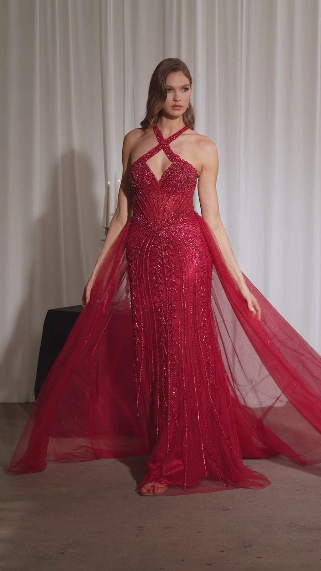 Ladivine CC495 Deep-Red