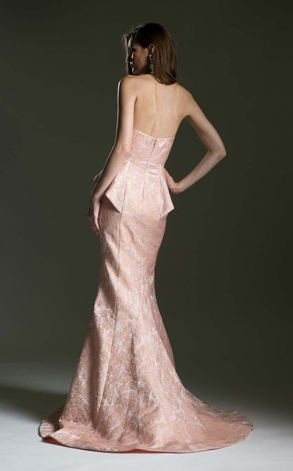 Andrea and Leo 13312 Peach