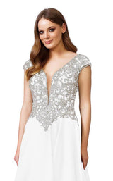 Dressing Room 1506 Ivory