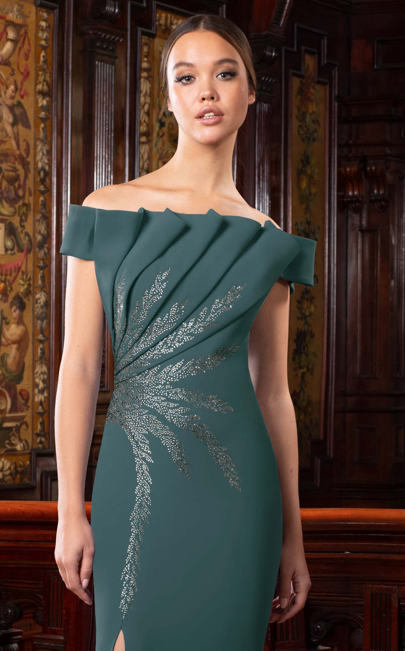 Alexander by Daymor 1586 Prom Dress - Navy | NewYorkDress Alexander by Daymor 1586 Prom Dress - Navy | NewYorkDress