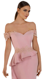 Janique 1945 Blush