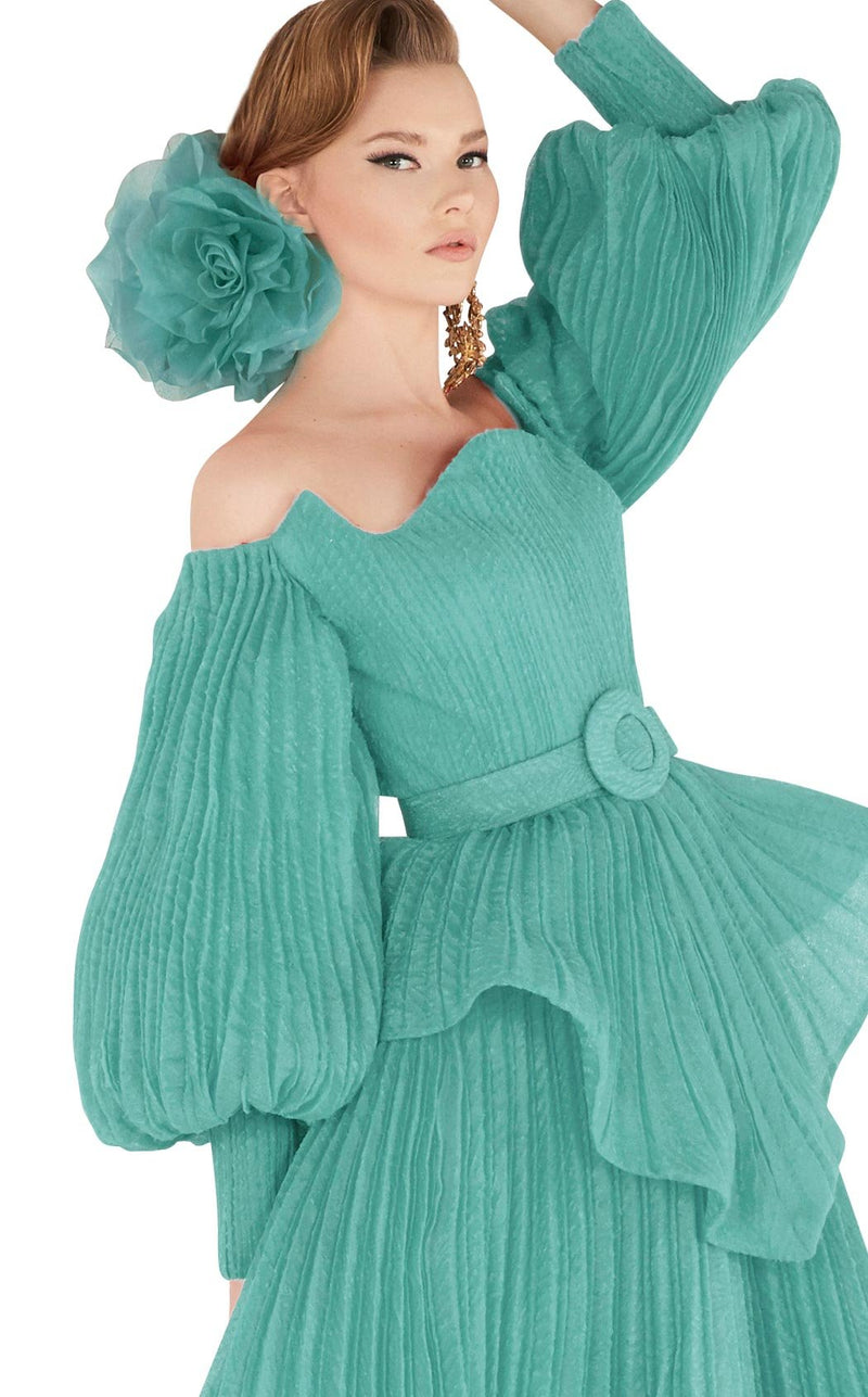 MNM Couture 2568 Mint
