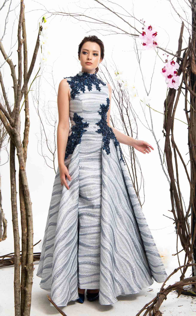 In Couture 4667 Light Blue