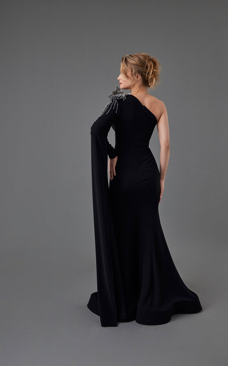 In Couture 5103 Black