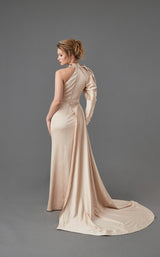 In Couture 5107 Champagne