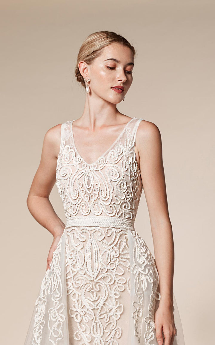 Andrea and Leo 5143 Off-White