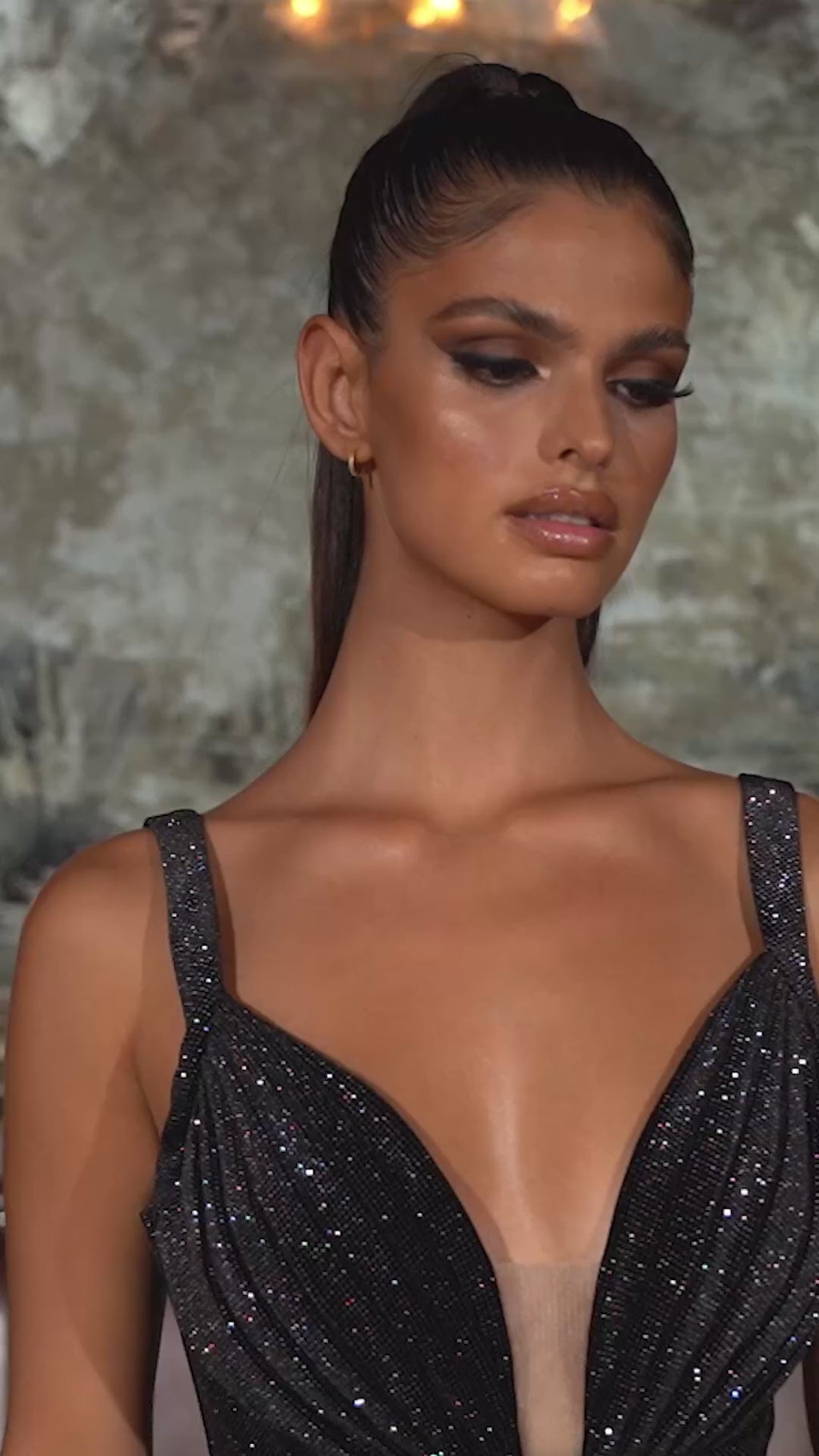 Cinderella Divine CD230 Video