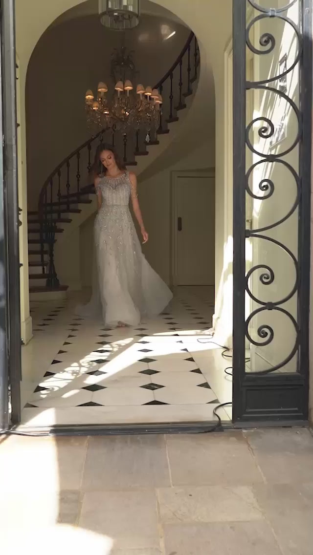 Cinderella Divine B710 Video