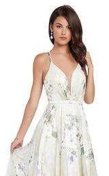 Alyce 60440 Ivory