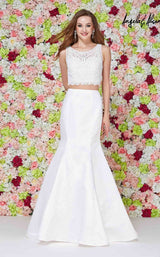 Angela and Alison 61092 Ivory