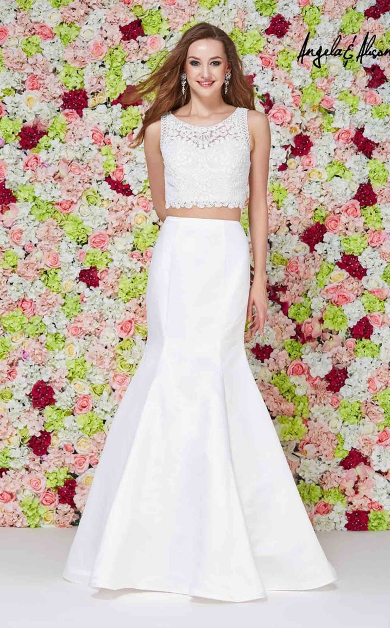 Angela and Alison 61092 Ivory