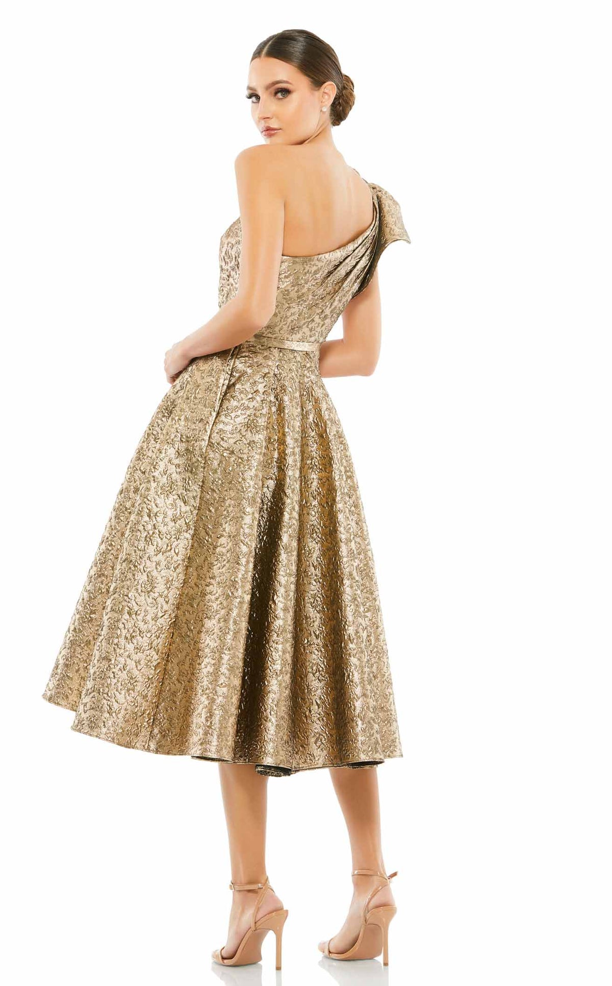 gold rehearsal dinner dress Winter rehearsal dinner dress | Best proposal dresses