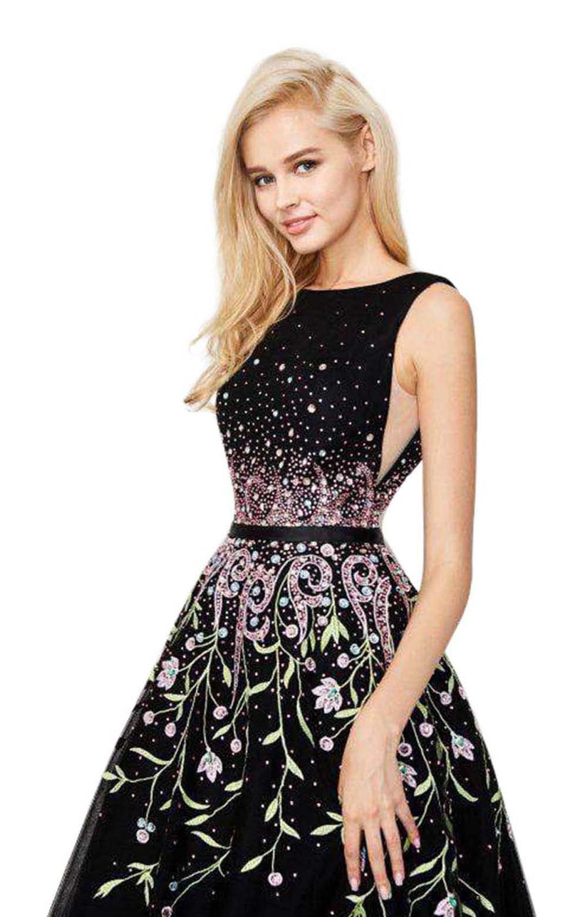 Angela and Alison 71125