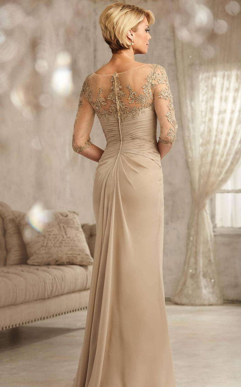 Christina Wu 17823 Sand