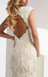 Jasz Couture 6025 Ivory